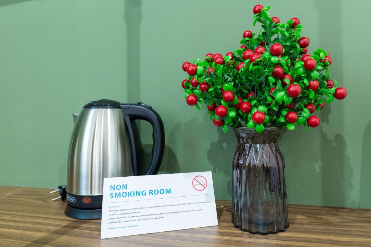 Cozrum Smart - First Target Hotel Ho Chi Minh City Bagian luar foto