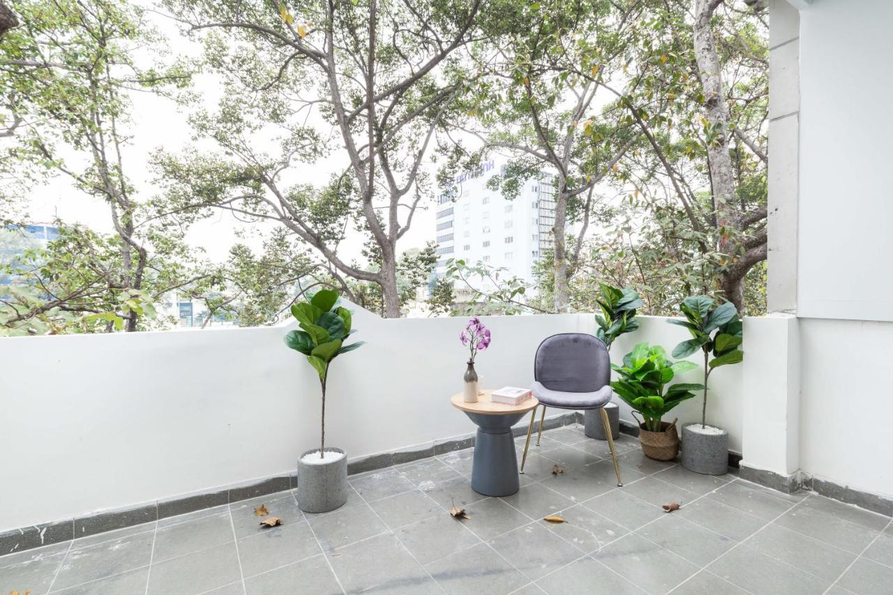 Cozrum Smart - First Target Hotel Ho Chi Minh City Bagian luar foto